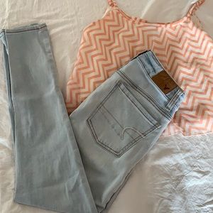 American Eagle light wash low rise jegging 0